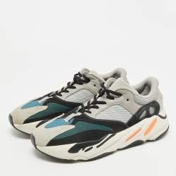 Pre Owned حذاء رياضي ييزي x أديداس بوست 700 شبك وسويدي متعدد الألوان وييف رنر مقاس 44 2/3