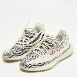 Pre Owned Yeezy x Adidas Boost 350 V2 Zebra Size 43.5 White/Black Knit Fabric Low Top Sneakers