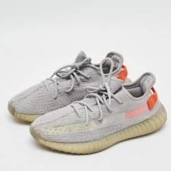مملوكة مسبقًا Yeezy x Adidas Boost 350 V2 Tail Light Size 43.5 Grey Knit Fabric Low Top Sneakers