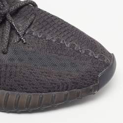 مملوكة مسبقًا حذاء رياضي ييزي × أديداس بوست 350 V2 أسود غير عاكس مقاس 36 قماش محبوك أسود وأربطة