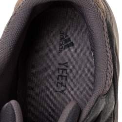 Pre Owned  حذاء رياضي ييزي × أديداس موف ميكس ميديا بوست 700  متعدد الألوان مقاس 45.5