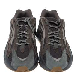 Pre Owned Yeezy x Adidas Grey Nubuck and Leather Boost 700 V2 Geode Sneakers Size 41