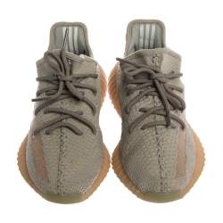 Pre Owned حذاء رياضي ييزي  x أديداس "بوست 350 ڨي2 ترفرم" تريكو قطن رصاصي مقاس 39.5