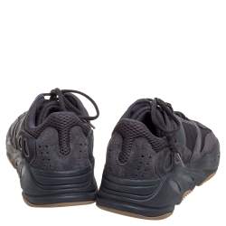 Pre Owned حذاء رياضي ييزي وأديداس بوست 700 في2 فانتا جلد وسويدي رمادي مقاس 46