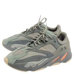 مملوكة مسبقًا حذاء رياضي ييزي  x أديداس "ميكس ميديا بوست 700 انيرتيا" جلد و سويدي و شبك أزرق و رصاصي مقاس 43 1/3