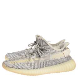 Pre Owned حذاء رياضي ييزي x أديداس بوست 350 ڨي2 ستاتيك قماش تريكو رصاصي وأبيض غير عاكس مقاس 42