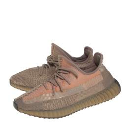 Pre Owned حذاء رياضي أديداس ييزي بوست 350 V2 رصاصي مصفر  مقاس فرنسي 46 2/3