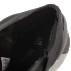 مملوكة مسبقًا حذاء رياضي ييزي x أديداس كوانتام قطن تريكو رصاصي/أزرق مقاس 46 2/3