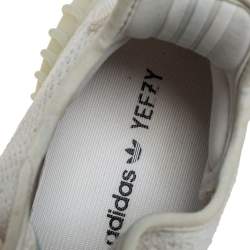Pre Owned حذاء رياضي ييزي x أديداس بوست 350 V2 قماش تريكو أبيض تريبل عنق منخفض مقاس 41 1/3