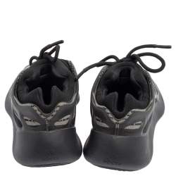 مملوكة مسبقًا حذاء رياضي  اديداس X ييزي 700 V3 ألفاه قماش تريكو وبولي يوريثان أسود بعنق منخفض مقاس 39 1/3  