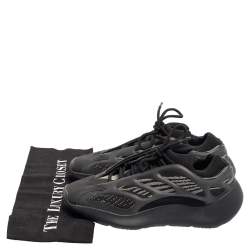 مملوكة مسبقًا حذاء رياضي  اديداس X ييزي 700 V3 ألفاه قماش تريكو وبولي يوريثان أسود بعنق منخفض مقاس 39 1/3  