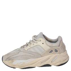 Pre Owned Yeezy x Adidas White Mesh And Suede Boost 700 Analog Sneakers Size 42