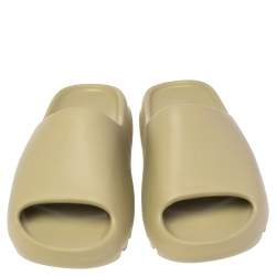 Pre Owned Yeezy x Adidas Green Rubber Resin Slides Size 46