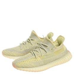 مملوكة مسبقًا حذاء رياضي ييزي x أديداس قماش بوست 350  V2  أنتليا تريكو أصفر/رصاصي غير عاكس مقاس 44