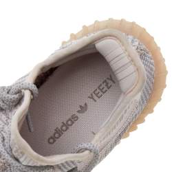 مملوكة مسبقًا حذاء رياضي ييزي x أديداس بوست 350  v2  قماش تريكو رمادي / بيج منخفض من أعلى مقاس 40 2/3