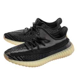 Pre Owned حذاء رياضي ييزي × أديداس بوست 350 في 2 كاربون قماش تريكو أسود/رصاصي مقاس 44