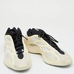 Pre Owned Yeezy x Adidas Cream Knit Fabric And Polyurethane 700 V3 Alvah Low Top Sneakers Size 46 2/3