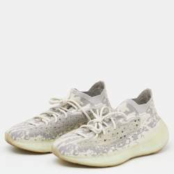 Pre Owned حذاء رياضي اديداس X ييزي بوست 380 ألين قماش تريكو أبيض / رصاصي مقاس 44