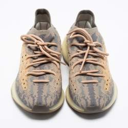 Pre Owned حذاء رياضي ييزي × أديداس بوست 380 في2 ميست قماش تريكو رصاصي/بيج مقاس 42 2/3