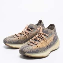 Pre Owned حذاء رياضي ييزي × أديداس بوست 380 في2 ميست قماش تريكو رصاصي/بيج مقاس 42 2/3