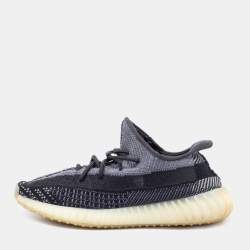 Yeezy x adidas Grey/Off-White Knit Fabric, Nubuck and Leather Boost 700 V2  Static Sneakers Size 40 2/3 Yeezy x Adidas