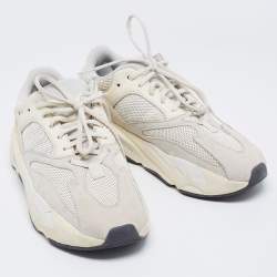 Pre Owned Yeezy x Adidas Off-White Leather, Suede and Mesh 700 Analog Sneakers Size 40 2/3