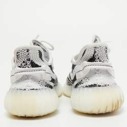 Pre Owned Yeezy x Adiddas White/Black Knit Fabric Boost 350 V2 Zebra Sneakers Size 42