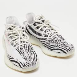 Pre Owned Yeezy x Adiddas White/Black Knit Fabric Boost 350 V2 Zebra Sneakers Size 42
