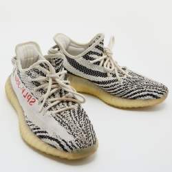 Pre Owned Yeezy x Adiddas White/Black Knit Fabric Boost 350 V2 Zebra Sneakers Size 42
