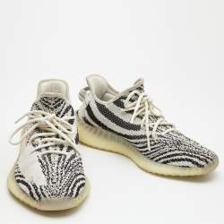 Pre Owned Yeezy x Adiddas White/Black Knit Fabric 350 V2 White Core sneakers Size 46 2/3