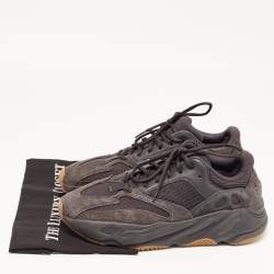 Pre Owned Yeezy x Adidas Dark Grey Suede And Mesh Boost 700 V2 Mauve Low Top Sneakers Size 44.5