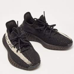 Pre Owned Yeezy x Adidas Black Boost Knit Fabric 350 V2 Core Black White Sneakers Size 41 1/3