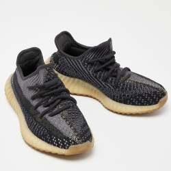 Pre Owned Yeezy x Adidas Black/Grey Knit Fabric Boost 350 V2 Carbon Sneakers Size 38