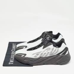 Yeezy x Adidas Blue Nylon Boost 700 MNVN Blue Tint Sneakers Size 43 1/3
