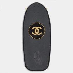 Pre Owned Chanel Black/Beige Lacquered Wood Logo Cruiser Skateboard