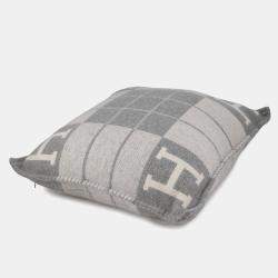 Pre Owned Hermes Avalon 3 Cushion Coco - Camomile Size Pm