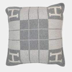 Pre Owned Hermes Avalon 3 Cushion Coco - Camomile Size Pm