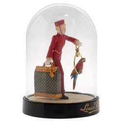 The groom Louis Vuitton Dome, Louis Vuitton Globe, Louis Vuitton Snow  Globe