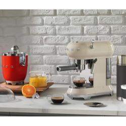 Smeg 50's Retro Style Aesthetic Citrus Juicer, Red (Available for UAE Customers Only)