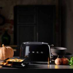 Smeg 50's Retro Style Aesthetic 2 Slice Toaster, Black (Available for UAE Customers Only)