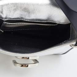 Pre Owned حقيبة كروس 3.1 فيليب ليم أليكس جلد فضي / أزرق داكن صغيرة بقلاب