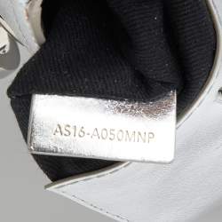 Pre Owned حقيبة كروس 3.1 فيليب ليم أليكس جلد فضي / أزرق داكن صغيرة بقلاب