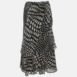 Pre Owned تنورة إيلينا ميرو بطبعة من الحرير متعددة الطبقات متوسطة الطول كبيرة جدًا