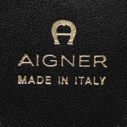 Pre Owned Aigner Key Ring Black Leather and Gold Tone Metal