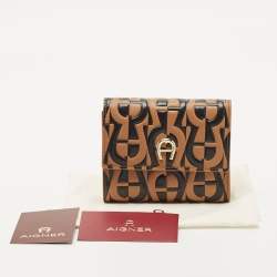 Pre Owned Aigner Black/Beige Monogram Embossed Leather Trifold Wallet