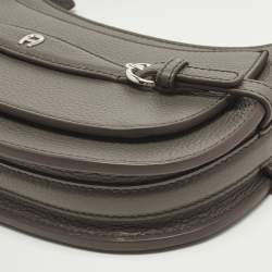 مملوكة مسبقًا حقيبة كتف صغيرة إيغنر كافالو جلد رمادي داكن