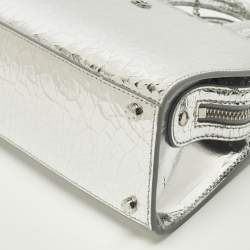 مملوكة مسبقًا Aigner Cybill Stretch S Mini Silver Crackled Leather Satchel