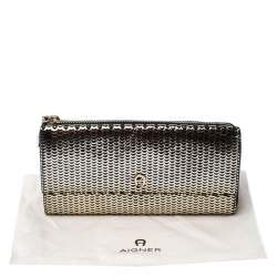 Pre Owned Aigner Metallic Gold Leather Zip Around Wallet