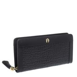 Pre Owned Aigner Black Leather Cavallina Zip Around Wallet