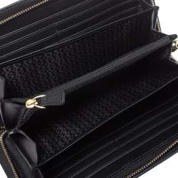 Pre Owned Aigner Black Leather Cavallina Zip Around Wallet